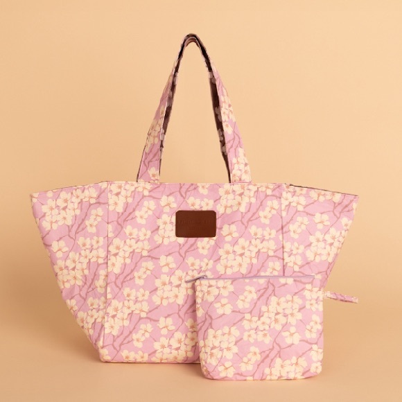 NWT Large Reversible Tote Saddle/Orchid Sakura - Picture 2 of 4